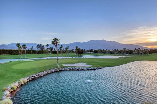 DoubleTree by Hilton Golf Resort Palm Springs - image 11