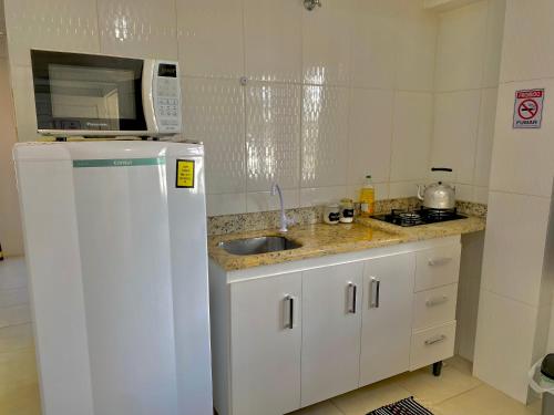 Kitchen, Apartamento Floripa 15 Aconchegante Bem localizado in José Mendes