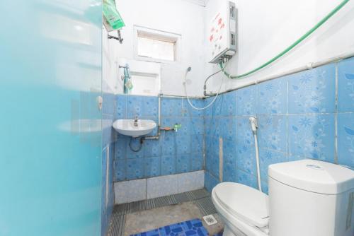Selaras Homestay Ciwidey RedPartner - 화장실