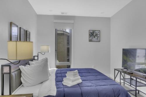 2BR Logan Circle Furnished Apartment apts 2BR Logan Circle Furnished Apartment apts