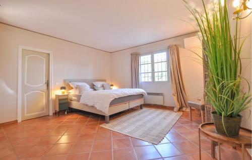 Awesome Home In Mougins - Tap to explore photos