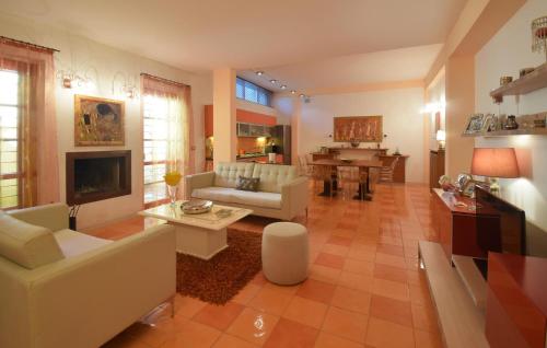 Beautiful Villa In Rome in Monte Porzio Catone