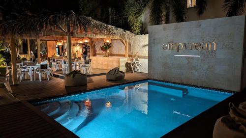 레스토랑, Empyrean Tropical Wellness Portillo in 라스 테레나스