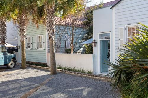 Cottage Row at Casa Zoe in Charleston, USA