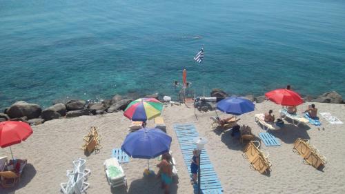 Ladikos Beach Hotel - Accommodation - Kardamaina