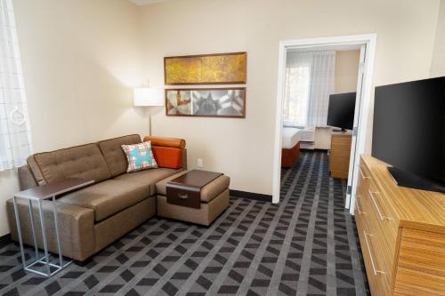 TownePlace Suites Irvine Lake Forest