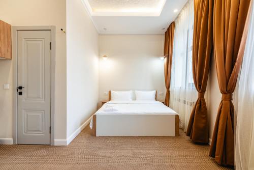 1 double bed