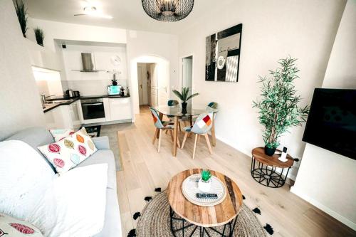 Appartement d'une chambre avec piscine partagee jacuzzi et terrasse a Aix les Bains a 9 km des pistes - Location saisonnière - Aix-les-Bains