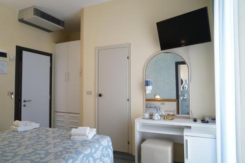 Hotel Embassy – Cesenatico, IN