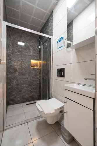 Double Room image 1