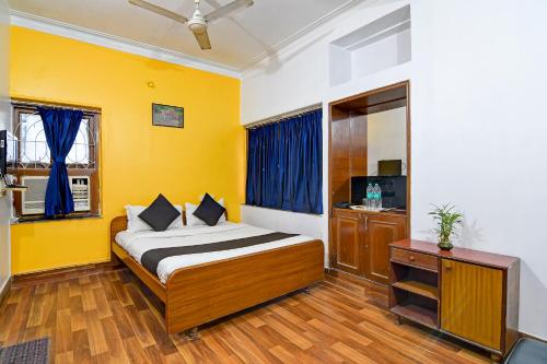 Brill Rooms Near City Centre Metro Station