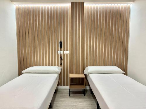 1 twin bed