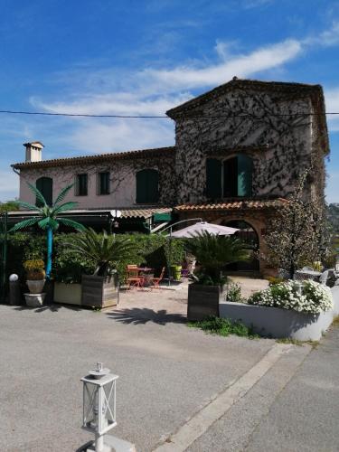 Auberge les Aromes - Hôtel - Grasse