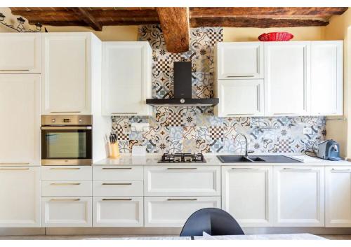 106 Lodge, Siena