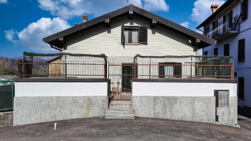Iekārtas, Panoramic Dream House in San Fedele Intelvi
