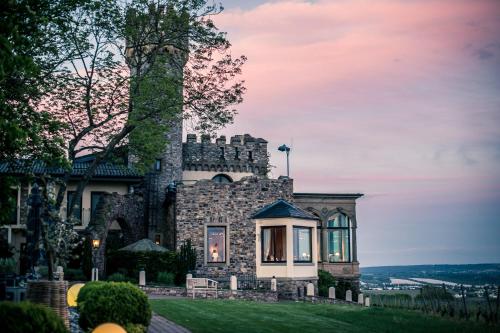 Relais & Châteaux Hotel Burg Schwarzenstein