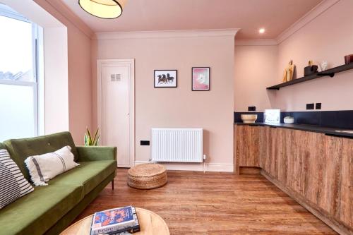 sala de TV, Settle in Winchester - Stylish Self Check-In Rooms in Winchester
