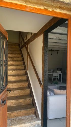 Вход, Jolie maison avec cheminée, à la campagne (Jolie maison avec cheminee, a la campagne) in Taïx