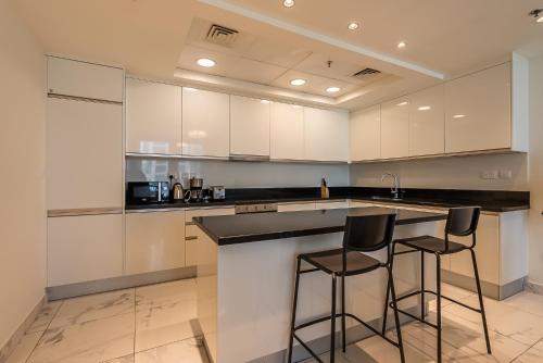 Noora Tower I Habtoor City I Spacious 3BDR plus maid room I Business Bay, Dubai (foto 2)