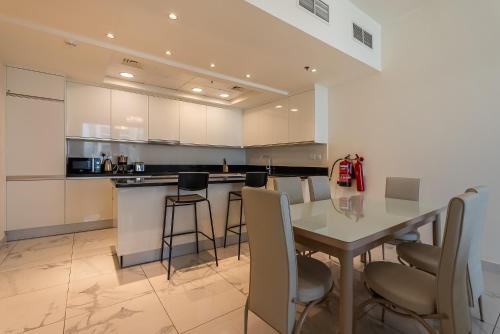 Noora Tower I Habtoor City I Spacious 3BDR plus maid room I Business Bay - image 7