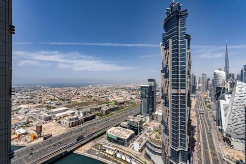 Noora Tower I Habtoor City I Spacious 3BDR plus maid room I Business Bay - image 9
