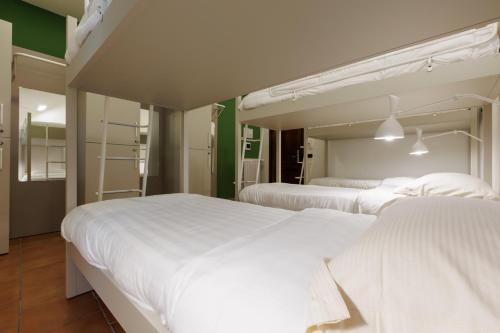 Bed in 6-Bed Dormitory Room