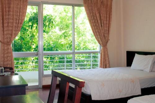 2 double beds