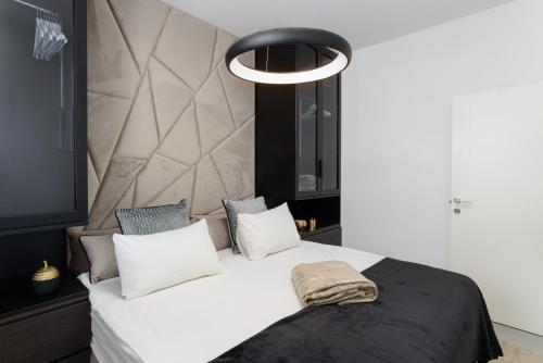 Superior Apartment image 10