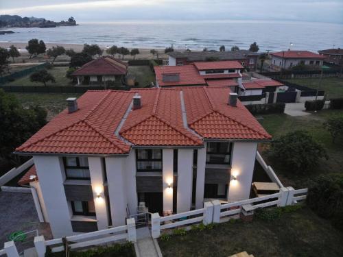 Hotelli välisilme, Apartamentos Playa de la Espasa in Caravia