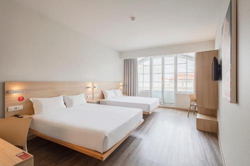 Moov Hotel Porto Centro - image 4