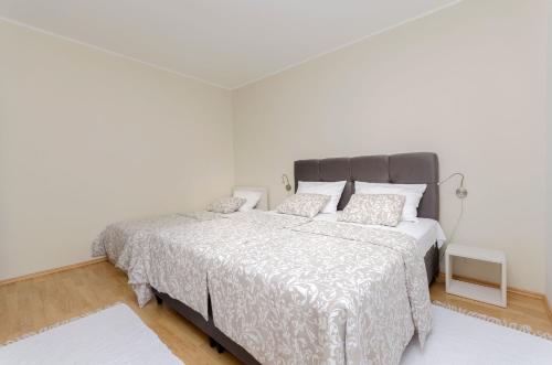 Two-Bedroom Apartment image 10