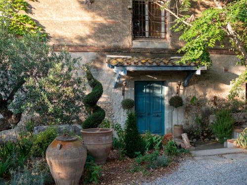 Accommodation in Bages