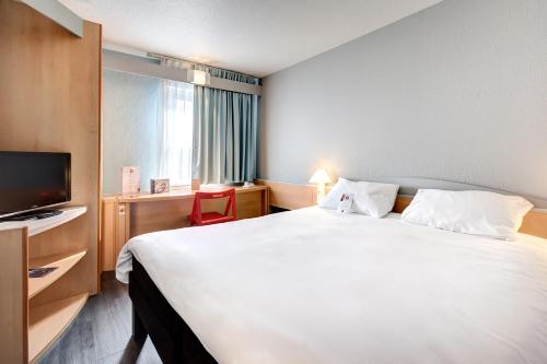 1 twin bed