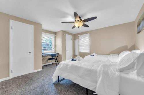 Central Falls Hideaway in Cuyahoga Falls, USA