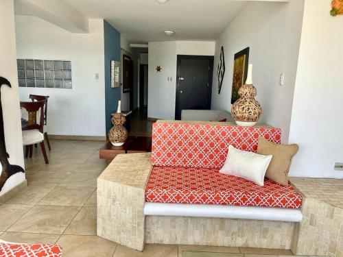 Montecarlo Salinas in Salinas