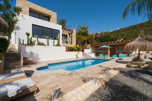 Villa with Private Pool image 10