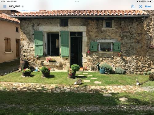 Le Petit Grange - Accommodation - Le Lindois