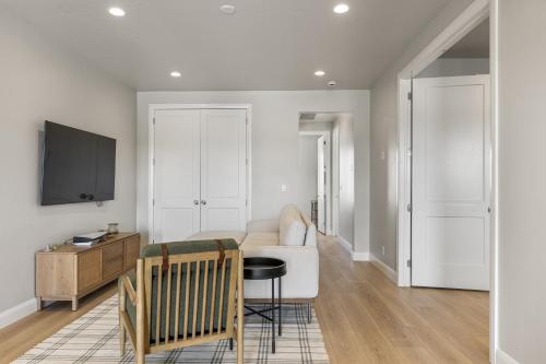 Mermaid Lagoon townhouse - image 12