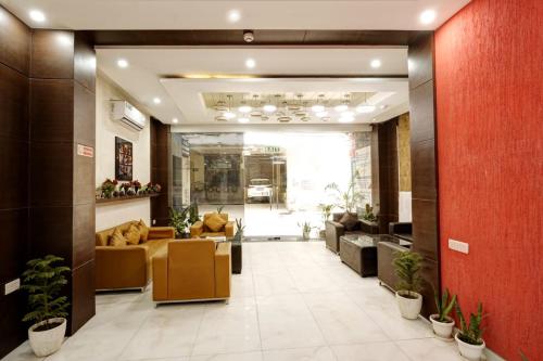 Hotel Claytone Near Delhi Airport