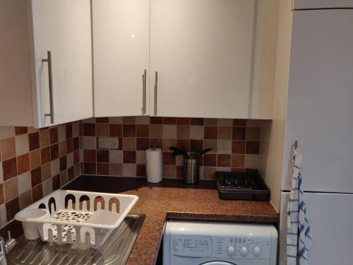 Aston Apartment 11 Lichfield Road Birmingham B6 5RW HS2 Contractors - NEC - Birmingham Airport - BCU & Aston University Min Term booking -28 days, Birmingham (photo 7)