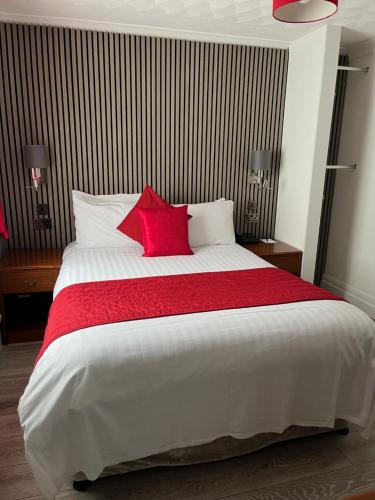 Sorrento Hotel & Restaurant - image 7