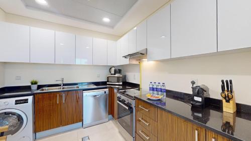 Primestay - Stunning Ocean View 2BR With New Furnishings - Marina Arcade - image 9