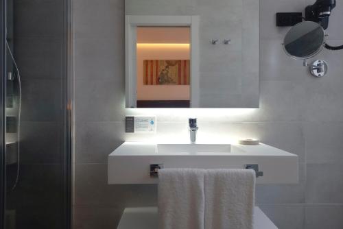 Woohoo Rooms Boutique Luna, Madrid (Foto 11)