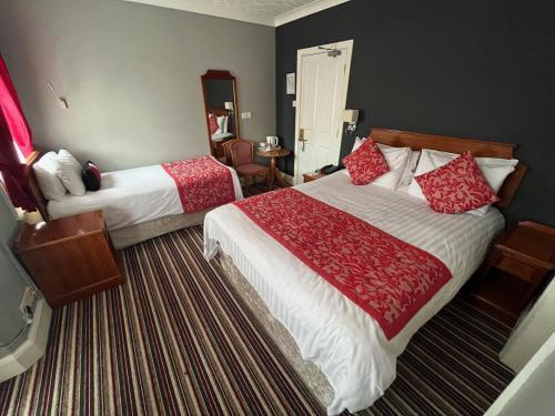 Sorrento Hotel & Restaurant - image 12