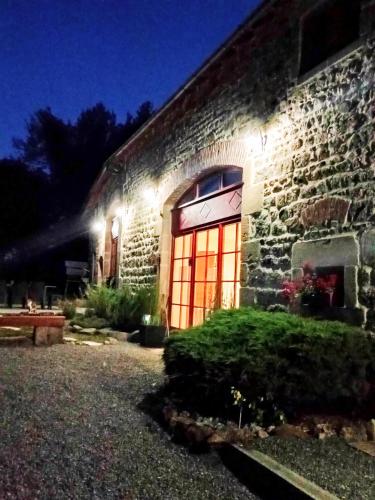 Auverg'Nature, suite Myrtilles in Espinasse