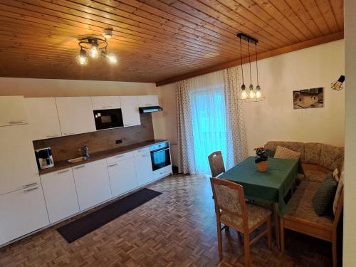 Apartment Waldfrieden by Interhome in Oberwang