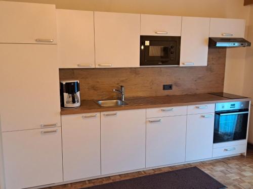 Apartment Waldfrieden by Interhome in Oberwang