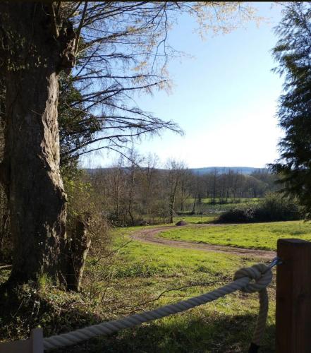 Camping Le Val Aux Fées - Brocéliande