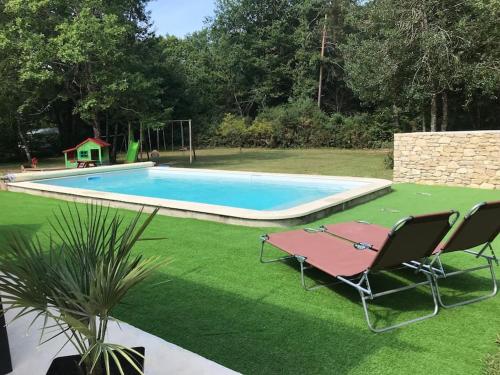 Maison calme proche Périgueux et piscine chauffée - Location saisonnière - Agonac