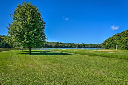 Family-Friendly Galena Rental Golf Course Access!